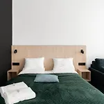Citycenter Sauna & Fitness Podgorna By Renters Prestige Lägenhet Poznań