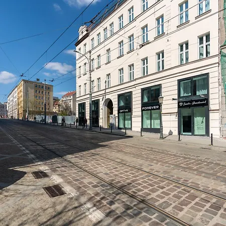 شقة Citycenter Sauna & Fitness Podgorna By Renters Prestige بوزنان